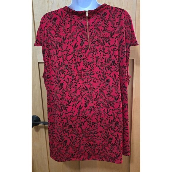 Red & Black Leaf Pattern Womens Blouse With Pleated Front Design & Cap Sleeves - Picture 6 of 9